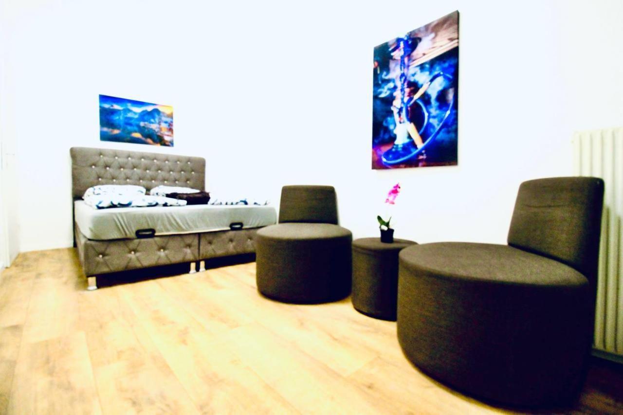 Modern Double Room Js B Vienne Extérieur photo