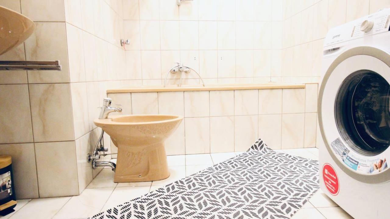 Modern Double Room Js B Vienne Extérieur photo