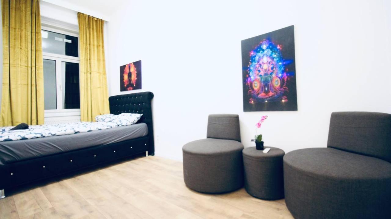 Modern Double Room Js B Vienne Extérieur photo