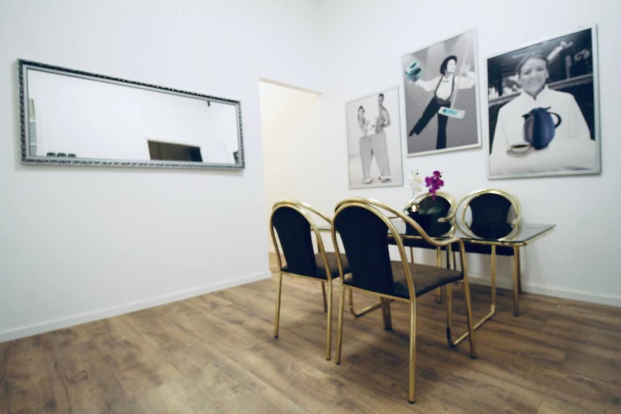 Modern Double Room Js B Vienne Extérieur photo